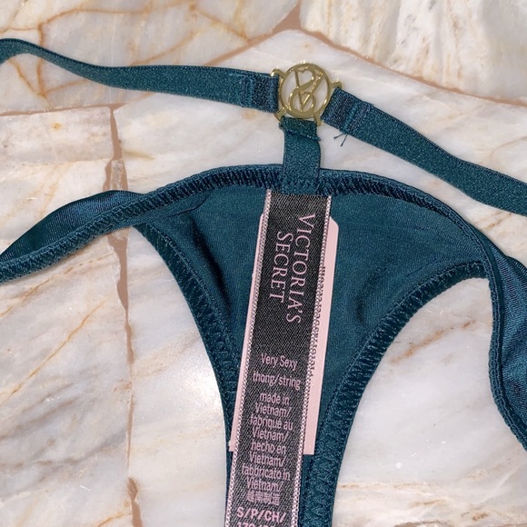 New Victoria’s Secret Very Sexy Strappy Thong Silky Smooth Satin V-String Panty - Picture 5 of 8